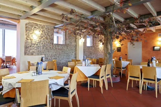 Informazioni e prenotazioni Ristorante Pizzeria La Cascina